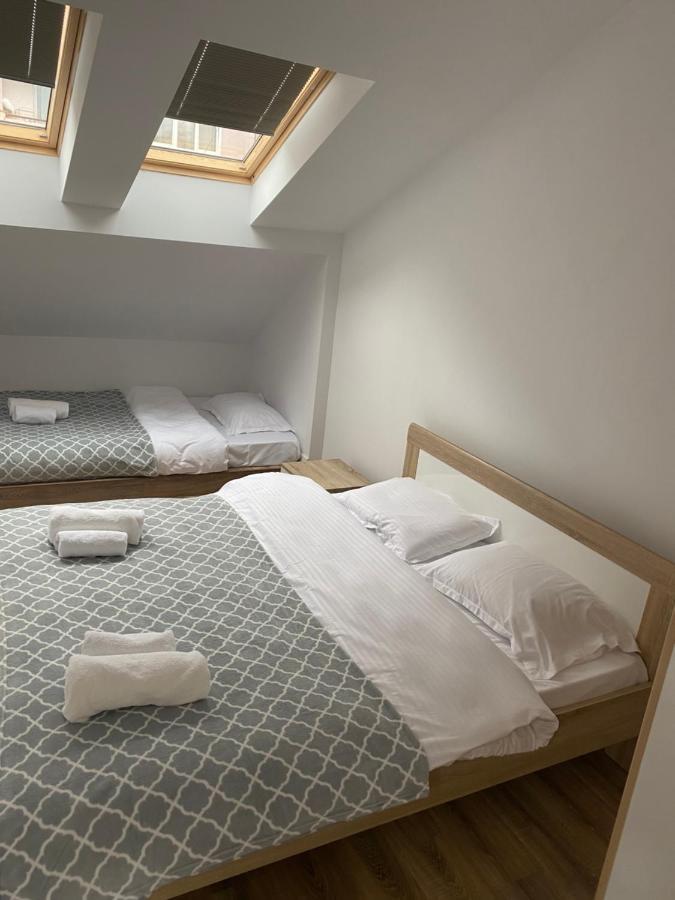 Pristina Select Apartments Luaran gambar