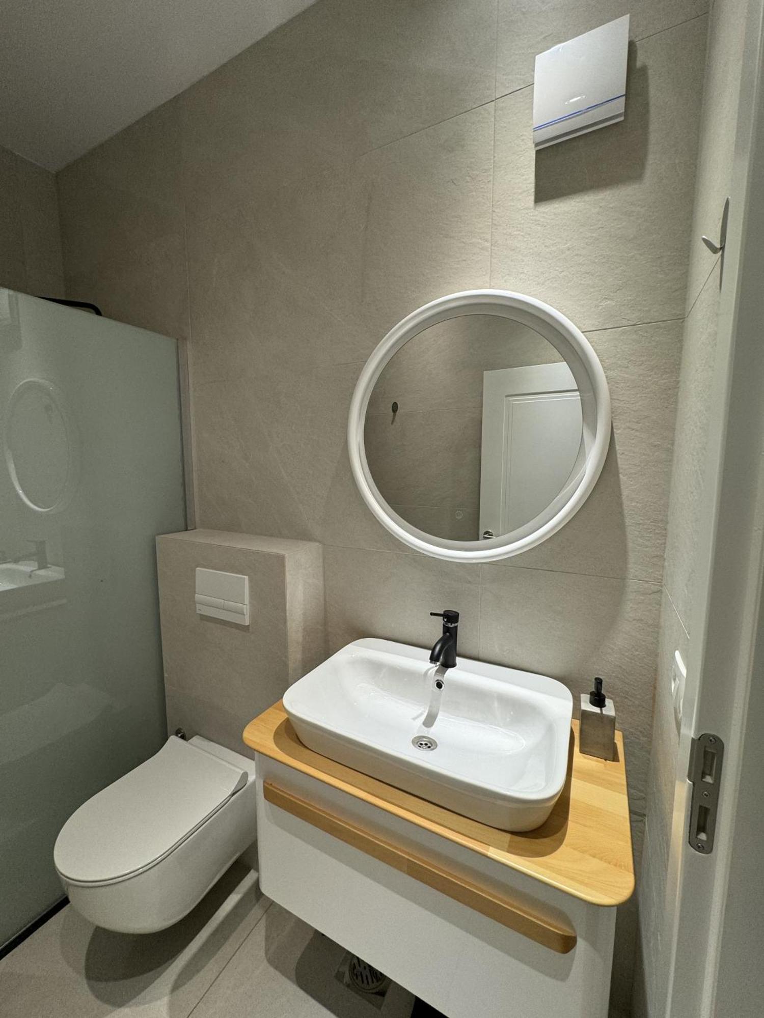 Pristina Select Apartments Luaran gambar